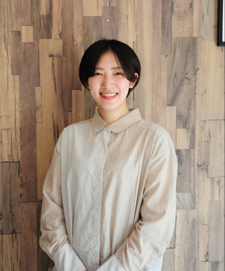夏木 彩香