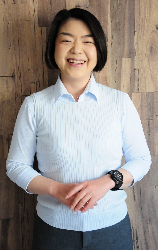 新名 加奈子