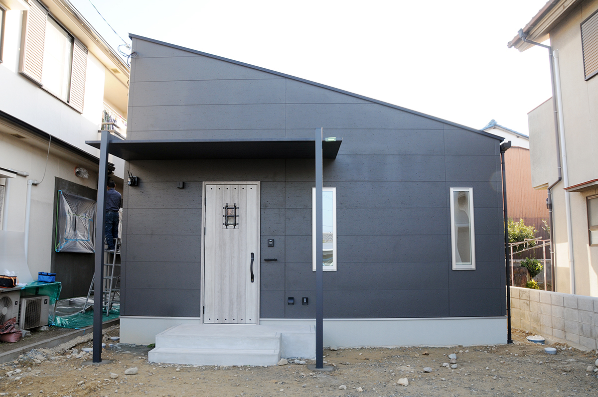 規格でも、自分たちらしくこだわった平屋